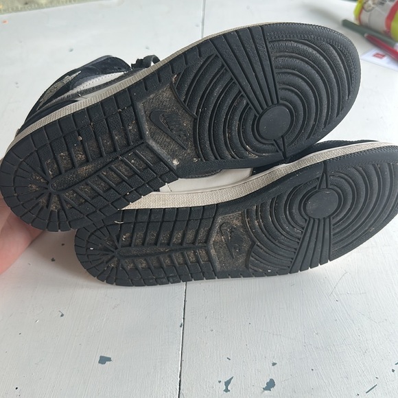 grey, black, and white air jordan’s - Picture 10 of 11